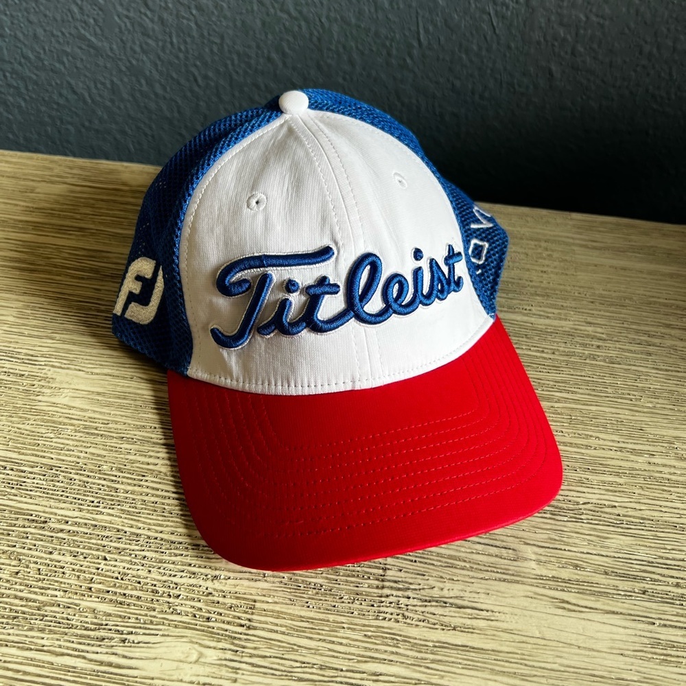NWOT!!! Titleist White, Red, and Blue Cap